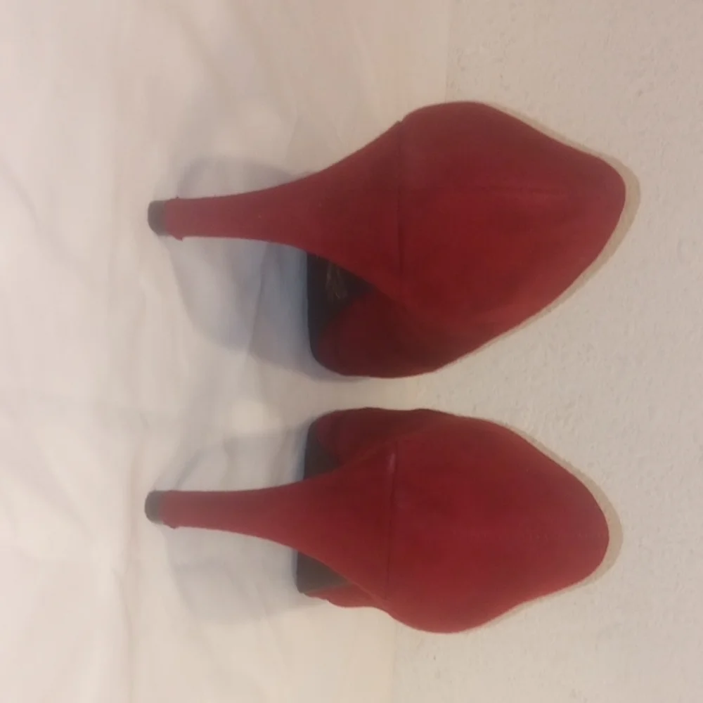 Elegant  Cherey Red Peep-Toe Heels CL BY LAUNDAY - Picture 4 of 7